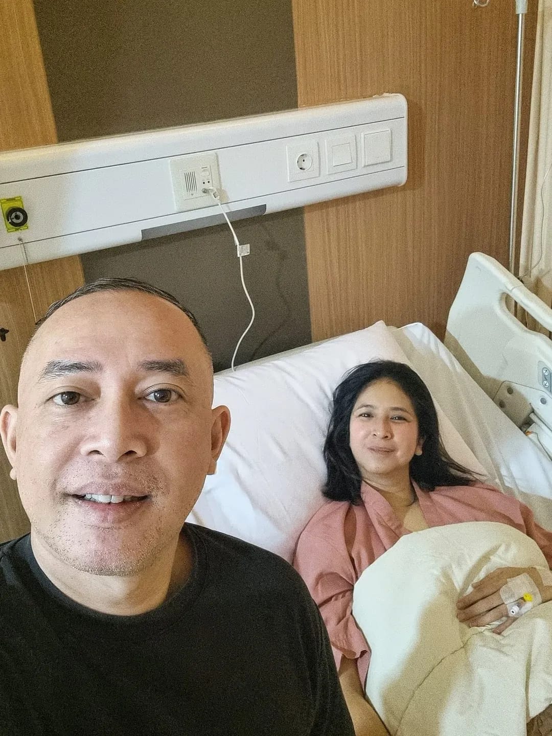 Novita Angie dan suaminya Sapto Haryo Rajasa